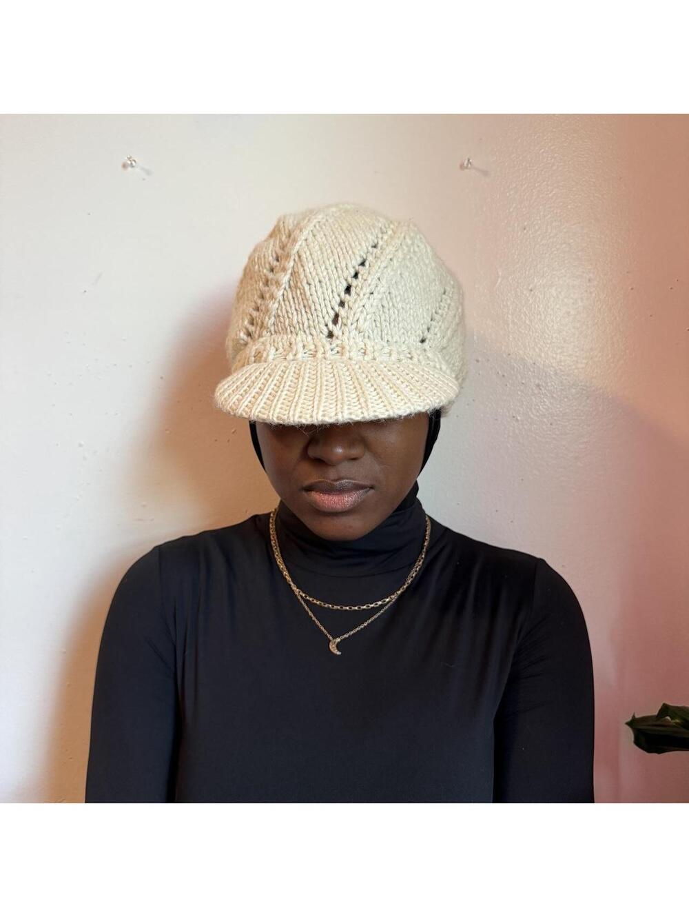 Y2K Xhilaration Cream Cable Knit Newsboy Visor Beanie Hat